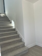 2081 Dennis Ln in Santa Rosa, CA - Building Photo - Building Photo