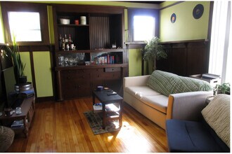 149 E Gilman St in Madison, WI - Building Photo - Building Photo