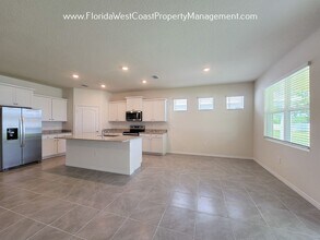 5819 Oak Bridge Ct in Bradenton, FL - Building Photo - Building Photo
