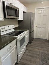 56396 Chesapeake Trl in Shelby Township, MI - Foto de edificio - Building Photo