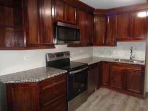 9435 86th Ct in Hickory Hills, IL - Building Photo - Building Photo