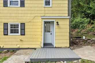 1 Natural History Dr in Worcester, MA - Building Photo - Building Photo