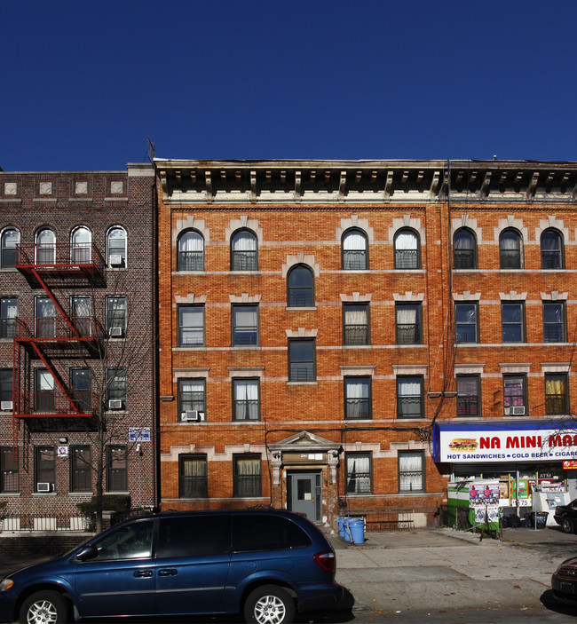 241 Linden Blvd in Brooklyn, NY - Building Photo - Building Photo