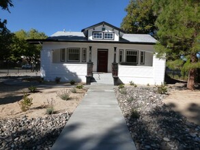 1145 W 1st St in Reno, NV - Building Photo - Building Photo