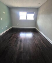 13881 NE 2nd Ct in Miami, FL - Building Photo - Building Photo