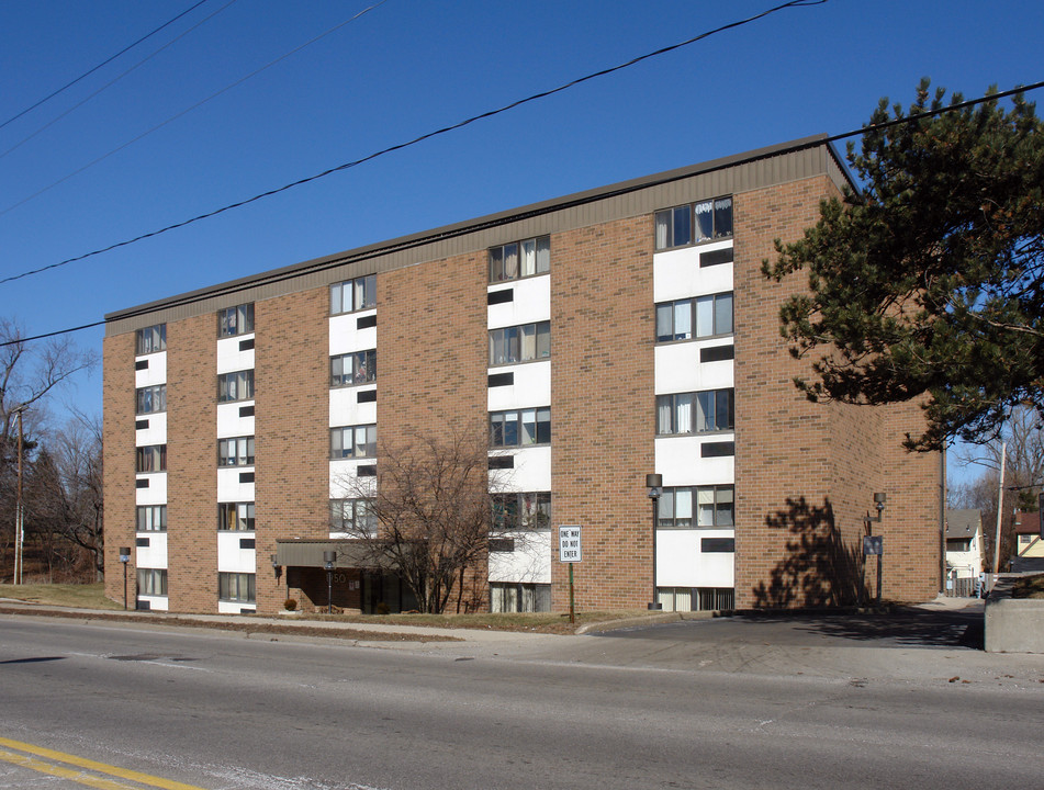 Ashley Arms in Toledo, OH - Building Photo