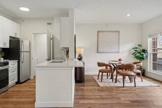 Fairways at Raccoon Creek in Littleton, CO - Building Photo - Building Photo