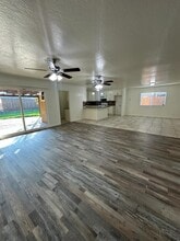 440 N Homsy Ave in Fresno, CA - Building Photo - Building Photo