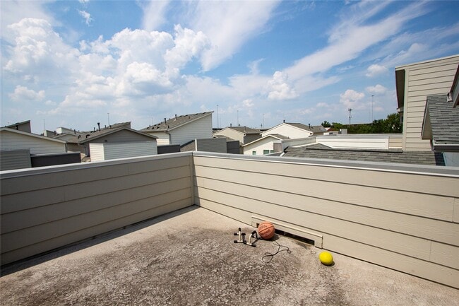 property at 2779 Clinton Dr