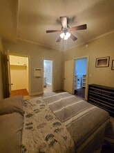 1338 Main St in Dubuque, IA - Foto de edificio - Building Photo