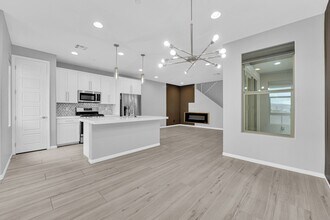 11655 Redwood Mountain Ave in Las Vegas, NV - Building Photo - Building Photo