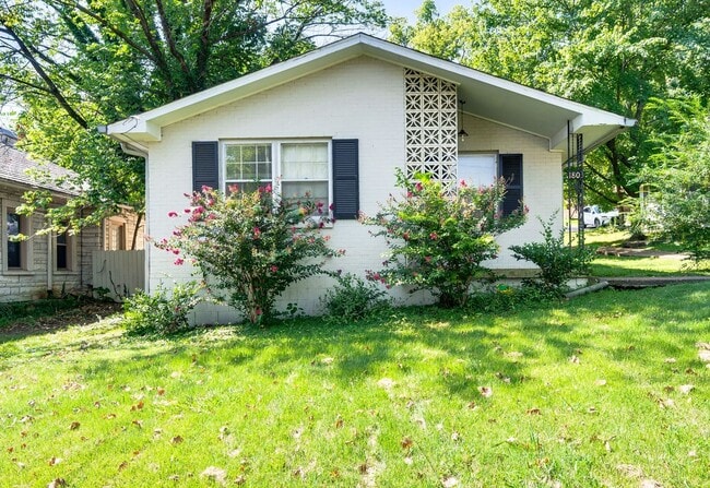 1803 Blair Blvd in Nashville, TN - Foto de edificio - Building Photo