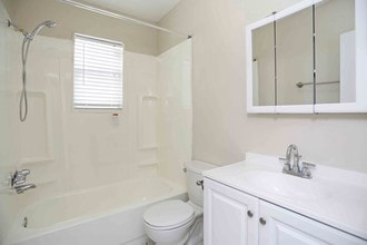 Lancaster Twins Apartments in Dallas, TX - Building Photo - Interior Photo