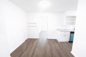 1207 N Oliver St in Wichita, KS - Building Photo - Building Photo