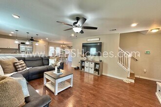 454 Eisenhower Dr in Crestview, FL - Building Photo - Building Photo