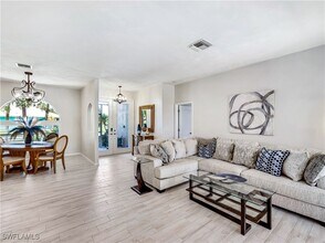 1706 SE 6th Ave in Cape Coral, FL - Building Photo - Building Photo