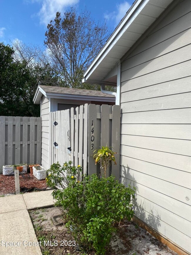 property at 1927 Quail Ridge Ct