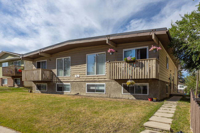 116 Sabrina Bay SW in Calgary, AB - Building Photo - Building Photo