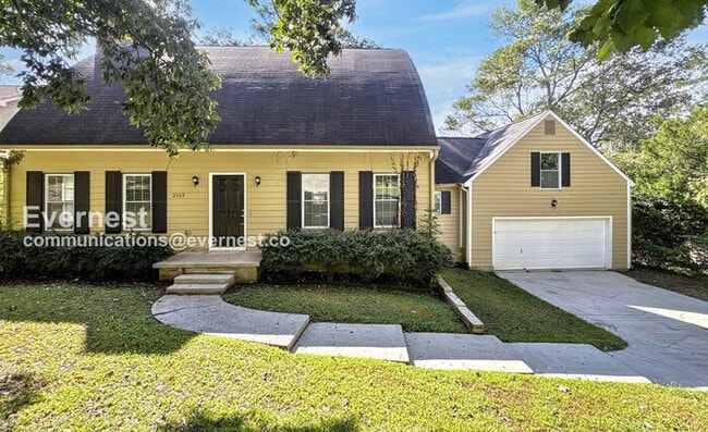 property at 2113 Stapp Dr NE