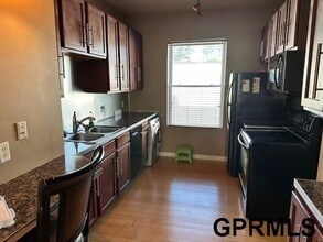 2315 Harney St in Omaha, NE - Building Photo - Building Photo