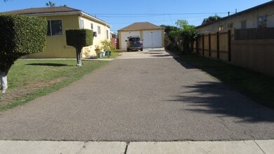 1015 Emory St in Imperial Beach, CA - Building Photo - Building Photo