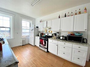 447 Park Dr, Unit 3C in Boston, MA - Building Photo - Building Photo