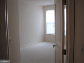 2655 Prosperity Ave in Fairfax, VA - Building Photo - Building Photo