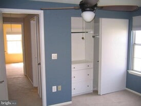 8444 Georgian Ct in Manassas, VA - Building Photo