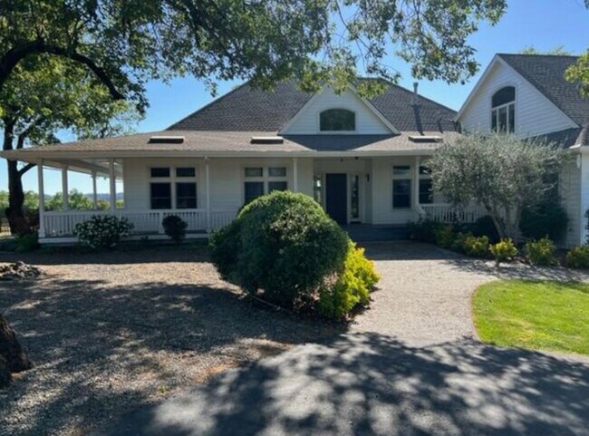 150 Old Vine Ln in Windsor, CA - Building Photo - Building Photo