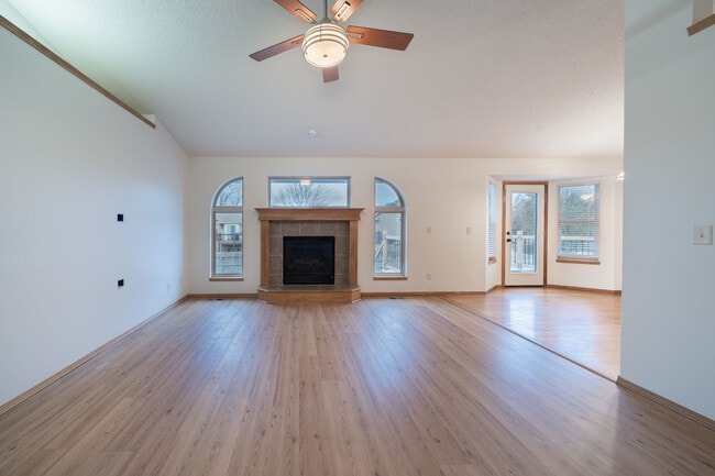 1339 S Summit Rd in Derby, KS - Building Photo - Building Photo