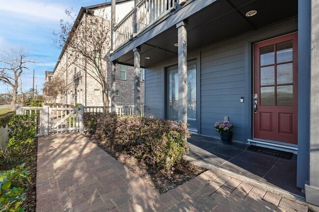 8636 Emnora Ln in Houston, TX - Building Photo - Building Photo
