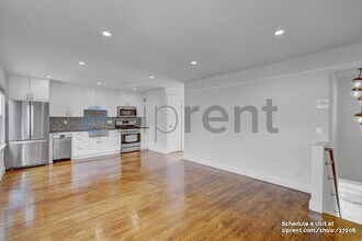 537 Moultrie St in San Francisco, CA - Building Photo - Building Photo
