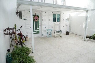 1389 W 71st St in Hialeah, FL - Building Photo - Building Photo