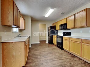 2562 Glenfield Dr in Green Cove Springs, FL - Building Photo - Building Photo