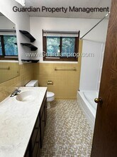 309 5th St SE in Minneapolis, MN - Foto de edificio - Building Photo