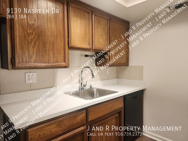 9139 Nasreen Dr in Sacramento, CA - Building Photo - Building Photo