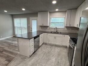 1223 Dumont Dr in Richardson, TX - Building Photo - Building Photo