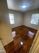 429 Rose Ln in Raleigh, NC - Building Photo - Building Photo