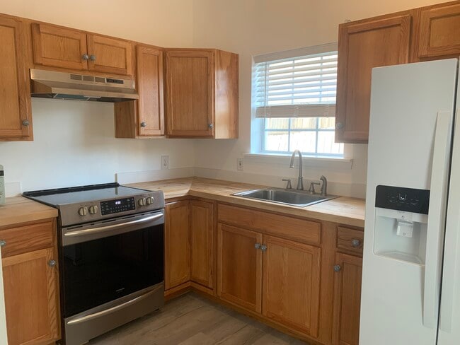 135 Grayton Village Rd, Unit B