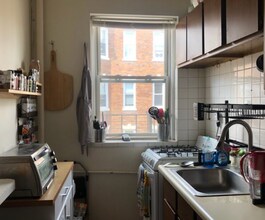 229 Kelton St, Unit 7 in Boston, MA - Building Photo - Building Photo