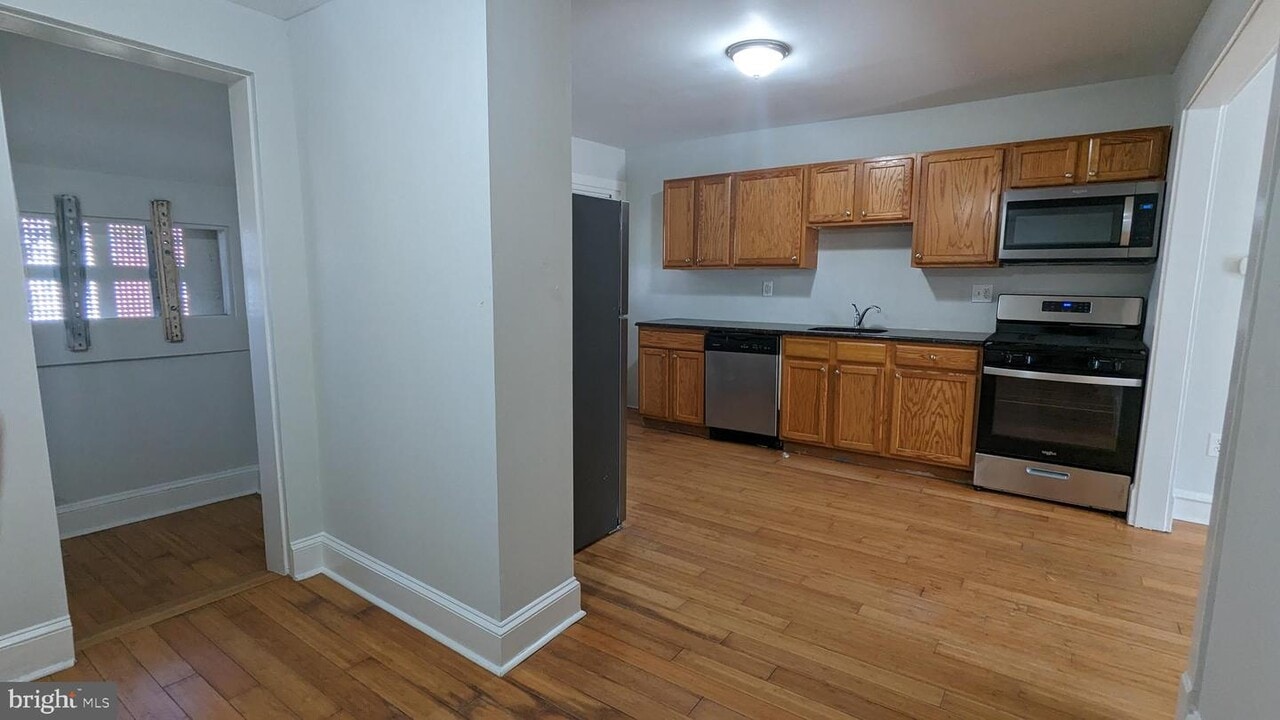 309 Berkley St Photo