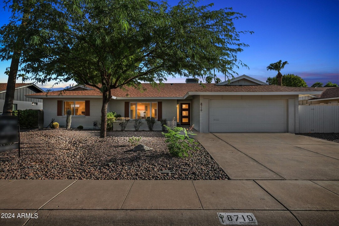 8719 E Columbus Ave in Scottsdale, AZ - Building Photo