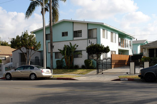 1130 S Inglewood Ave Apartments