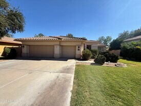 1741 W Bartlett Way in Chandler, AZ - Building Photo