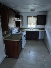 520 Buckley St, Unit Apt A in Orangeburg, SC - Building Photo - Building Photo