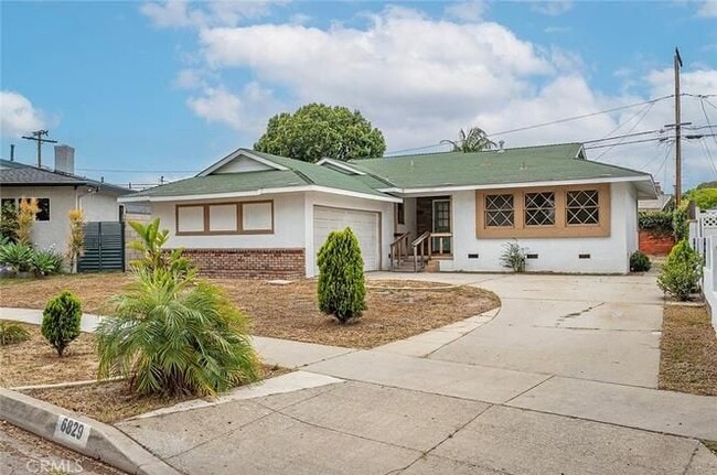 6829 E Parapet St in Long Beach, CA - Building Photo - Building Photo