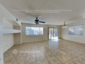 15539 W Meade Ln in Goodyear, AZ - Foto de edificio - Building Photo