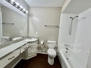 3505 Biscay Dr in Arlington, TX - Building Photo - Building Photo