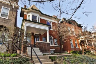 3880 Connecticut St, Unit A in St. Louis, MO - Foto de edificio - Building Photo