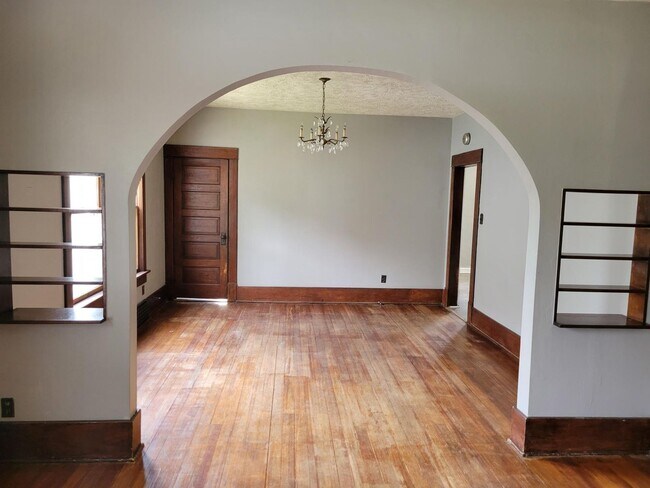 534 Benton St in Council Bluffs, IA - Building Photo - Building Photo
